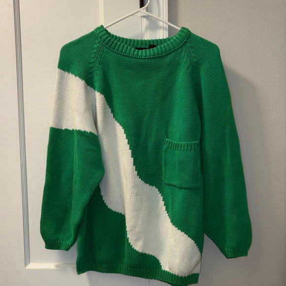 Lizsport Sweaters - Vintage Green Wave-Stripe Crewneck Sweater with Front Pocket